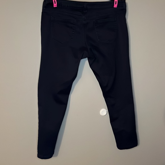 Ricki's Jeggings - Picture 2 of 3